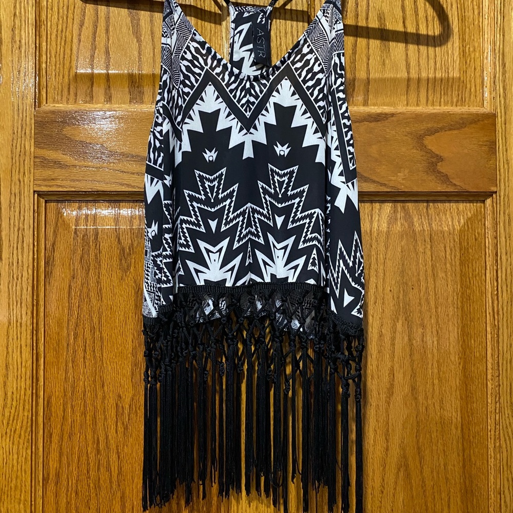 Nwt Astr Aztec Print Top - image 2